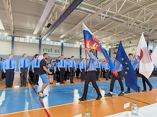 Fotogaléria k článku "Účasť na slávnostnej akadémii  Súkromnej strednej odbornej školy ochrany osôb a majetku"